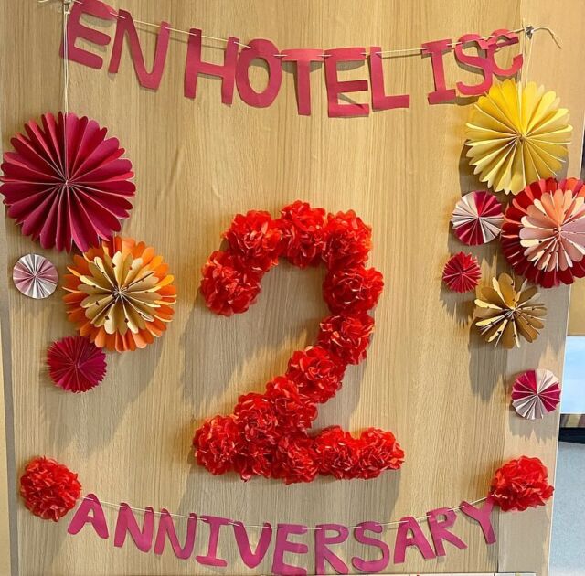 皆様こんばんは！

EN HOTEL Iseは本日3月1日で2周年を迎えました✨

2023年3月1日にリブランドオープンしてから、
たくさんのお客様にご来館頂き深く感謝しております。

これからもお客様に寄り添ったホテルを目指し、
スタッフ一同精進して参ります。
今後とも、変わらぬご愛顧を賜りますよう、
お願いいたします！

-————————
#enhotelise
#en_journey
#enhotel #enise #newopen#newhotel#newopening#haveanicestay
#伊勢#三重#伊勢志摩#伊勢神宮 #ise#伊勢ホテル
#周年 #エンホテル周年  #anniversary #旅行好きな人と繋がりたい #ひとりっぷ#ビジネストリップ#一人旅#恋人旅行#家族旅行#enjoy#instagood #instalike #instalife #リブランドオープン
-————————